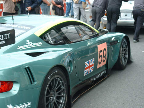 Aston Martin racerne viste sig meget stærke på testdagen. (Foto: Claude Foubert - <A HREF=http://www.infoscourse.org TARGET=_>infoscourse.org</A>)